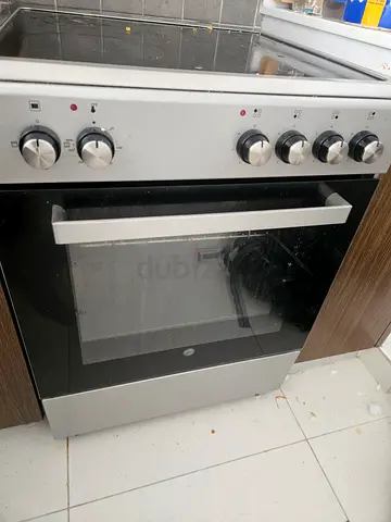 Used built-in electric oven iand cooker electric ,i also have fridge and washing machine