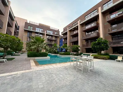 ELEGANT 2BR | UNFURNISHED | VACANT