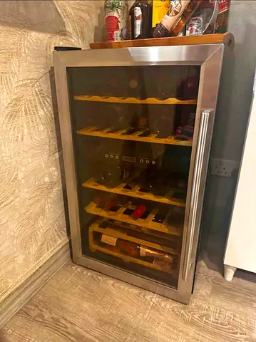 Hoover wine fridge dual temperature 36 bottles slightly used