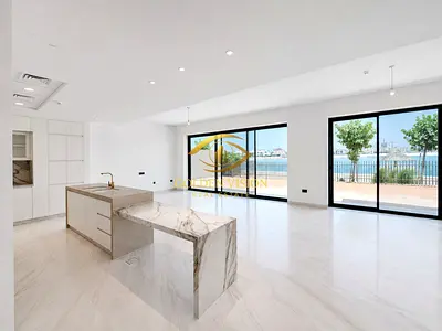 4BR+ Maid| North Island |Luxurious| Beach View