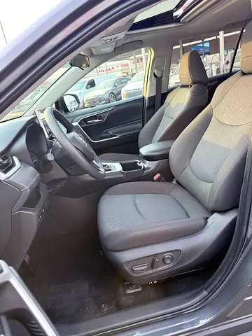صورة 5 لـ 2025 Toyota RAV 4
