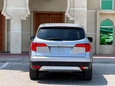 2017 Honda PILOT — фото 5