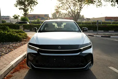 TOYOTA CROWN 2.4 HYBRID TURBO 2023 GCC SPECS-2
