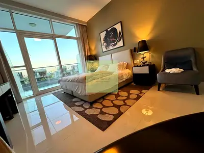 Large Furnished Studio | Golf View | up to 12 Cheques