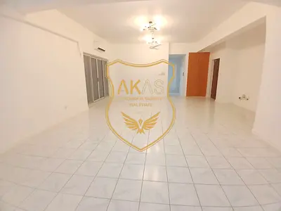 SPACIOUS 2BHK / FOR FAMILY / WITH PARKING / WALK FROM METRO