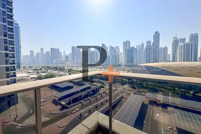 Ready to Move In | Fully Upgraded | Vastu | In Front of Metro Station