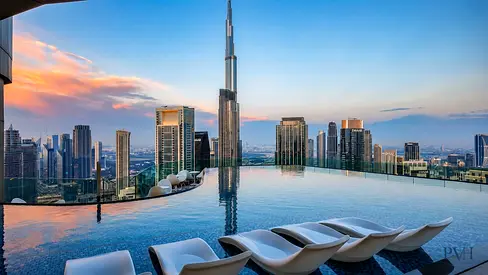 Rooftop Pool | Mins to Dubai Mall | Bills Included