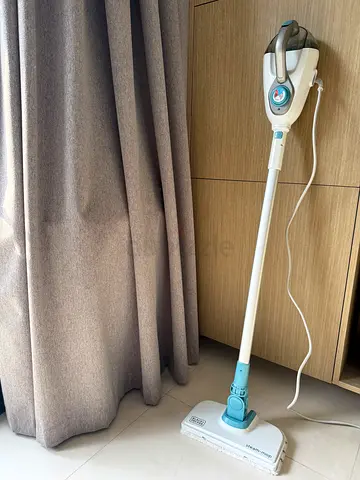 Black and Decker steam mop