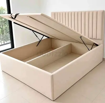 Brand new King size hydrolic Storage bed with Mattress Available