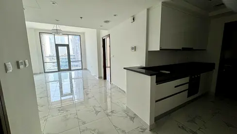 Spacious | Canal View | Ready to Move | Waterfront