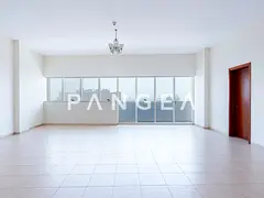 Sea View | Tenanted | Near Metro