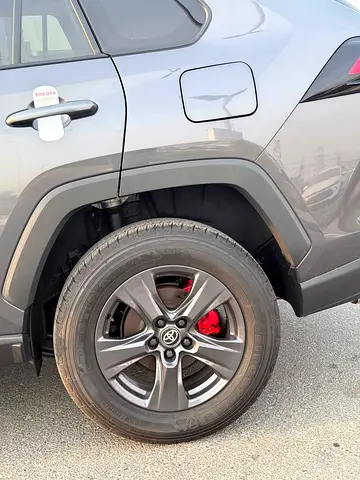 صورة 16 لـ 2025 Toyota RAV 4