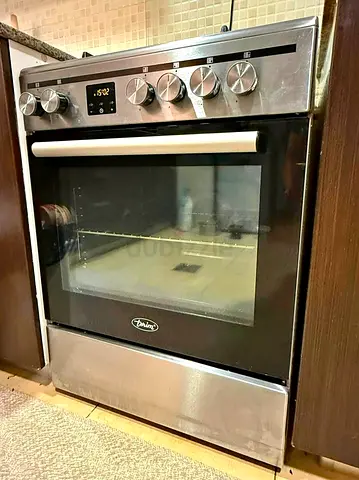Terim 60 cm top gass oven electric cooker new model slightly used