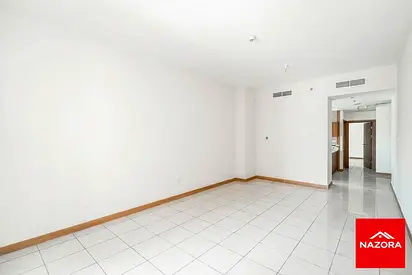 Spacious Layout | Marina Living | Elegant Living
