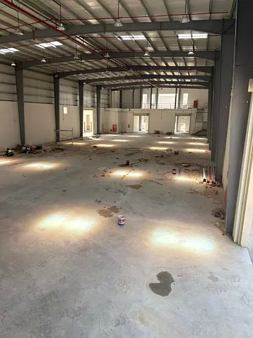 Annual Rental / Commercial Warehouse / Large Operating Space / High Power Electricity / Strategic Location / Private Yard / Ready for Handover