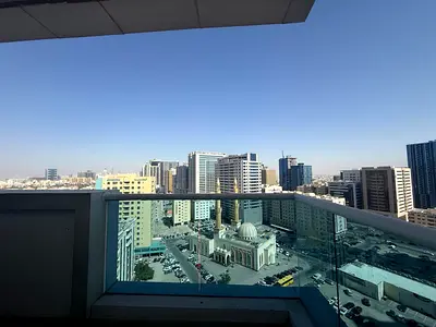 فرصة استثمارية وسكنية ممتازة جداً في قلب إمارة عجمان، شقه غرفتين وصاله اطلاله مفتوحه 1616 قدم فقط سعرها 630000 كاش