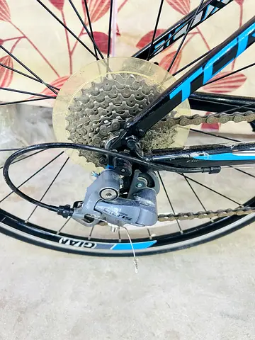 Road bike trek