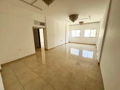 تكيف مجاني | مساحه ضخمه | بلكونه كبيره | صيانه علي المالك | اطلاله مفتوحه | خزائن في الحائط