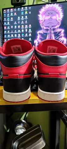 JORDAN 1 ALTERNATE MID