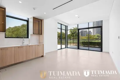 Exclusive Corner Residence with Park-View Terrace