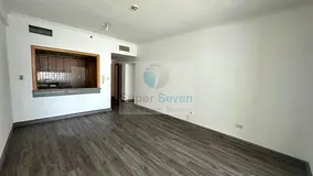 LARGE UNIT || ROAD VIEW || SPACIOUS