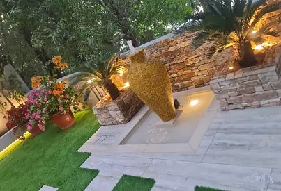 Upgraded | Extended Kitchen 3BR+Maid | Garden