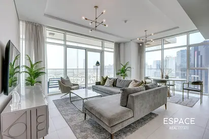 Luxury 2 bed | Corner Unit | Stunning Views