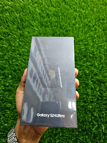 Samsung Galaxy S24 ultra 5G 256GB - 12GB 1 year warranty