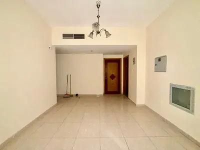 1 Bhk apartment with 2 bath maintenance free 6 cheques 38k