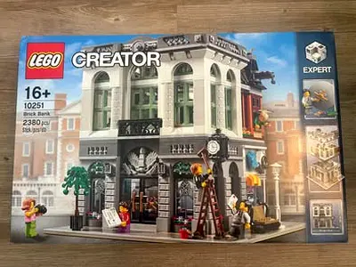 BARGAIN BRAND NEW RARE LEGO 10251 CREATOR BRICK BANK