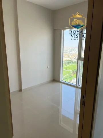 1 BEDROOM APPARTMENT INPRIME LOCATION PERFECTLY PRICE WELL MAINTAIN FURNISHED UNIT