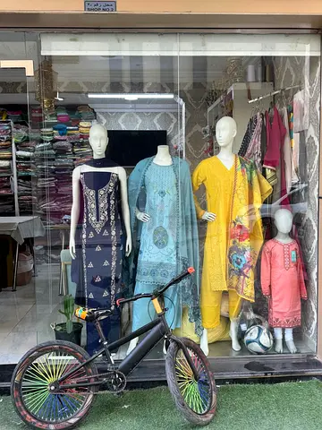 RUNNING LADIES BOUTIQUE FOR SALE
 Location: Al Majarrah, Sharjah