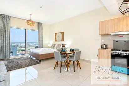 Stylish Canal-Side Stay | Ready to Move | August Promo