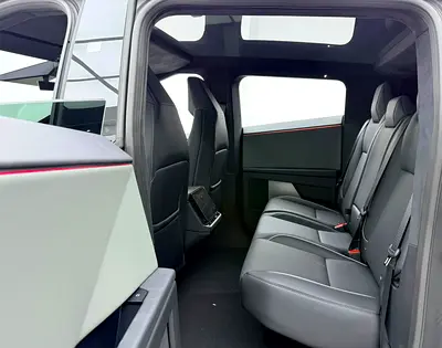 2026 Tesla CYBERTRUCK 缩略图 16
