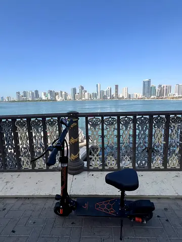 Electric scooter with seat — used, good condition 800-900