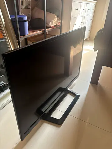42 inch LED TV - Good Working Condition
