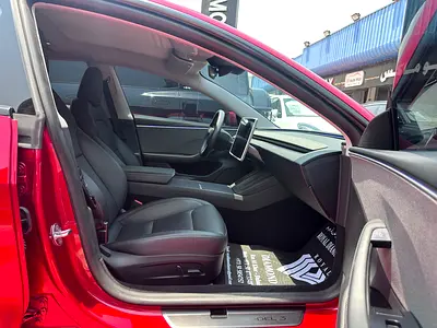 صورة مصغرة 11 لـ 2025 Tesla MODEL 3