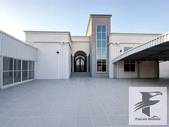 Spacious 8BR Villa with Garde Area | Single Story
