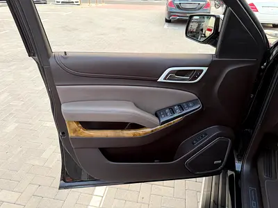 2017 GMC YUKON — фото 6