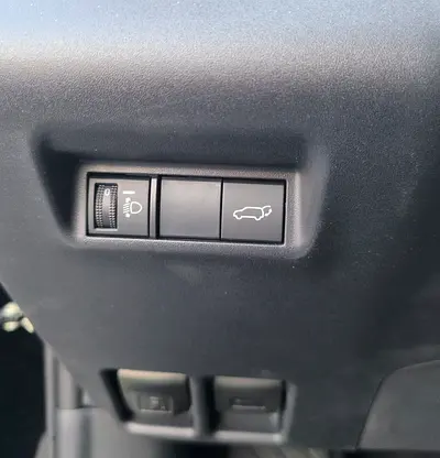 Toyota RAV4, миниатюра 7