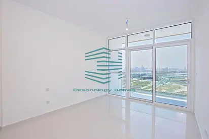 Higher Floor City View Maintained Ready to Move in