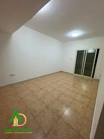For rent in Ajman, Al Nuaimiya 2 area, Kuwait Street, 3 bedrooms and a hall