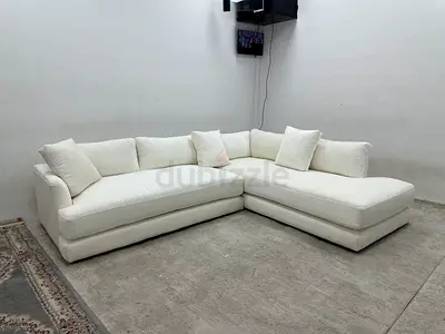 Luxury west elm white sofa