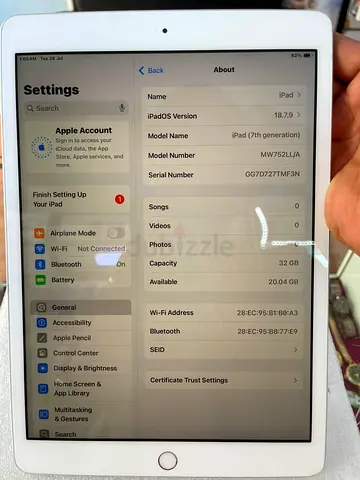 Apple iPad (7th Gen) 32GB Wi‑Fi - Good Working Condition