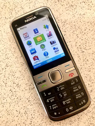 Nokia C5