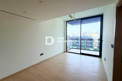Ready to Move | Spacious 1BR | Pool View