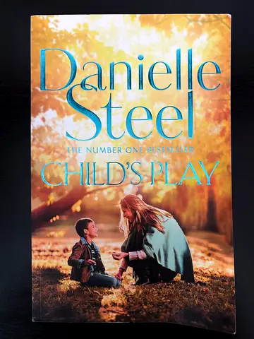 Child’s play - Danielle Steel