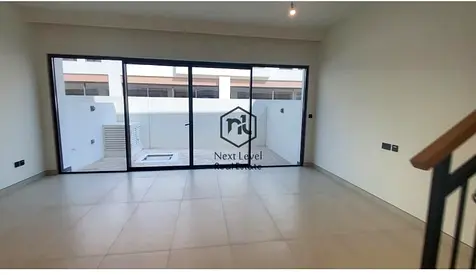 Near to Entry Exit | Brand New | Vacant | Ready To Move | Genuine List