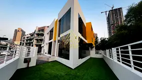 Spacious 3-Bedroom Villa | Massive Plot | Ready to Move In