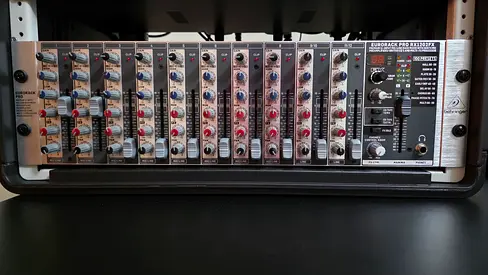 Behringer Eurorack Pro RX1202FX V2 - 12-Channel, Rackmount Mixer